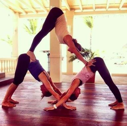 Three people yoga! | Yoga poses for two, Acro yoga poses, Yoga challenge  poses